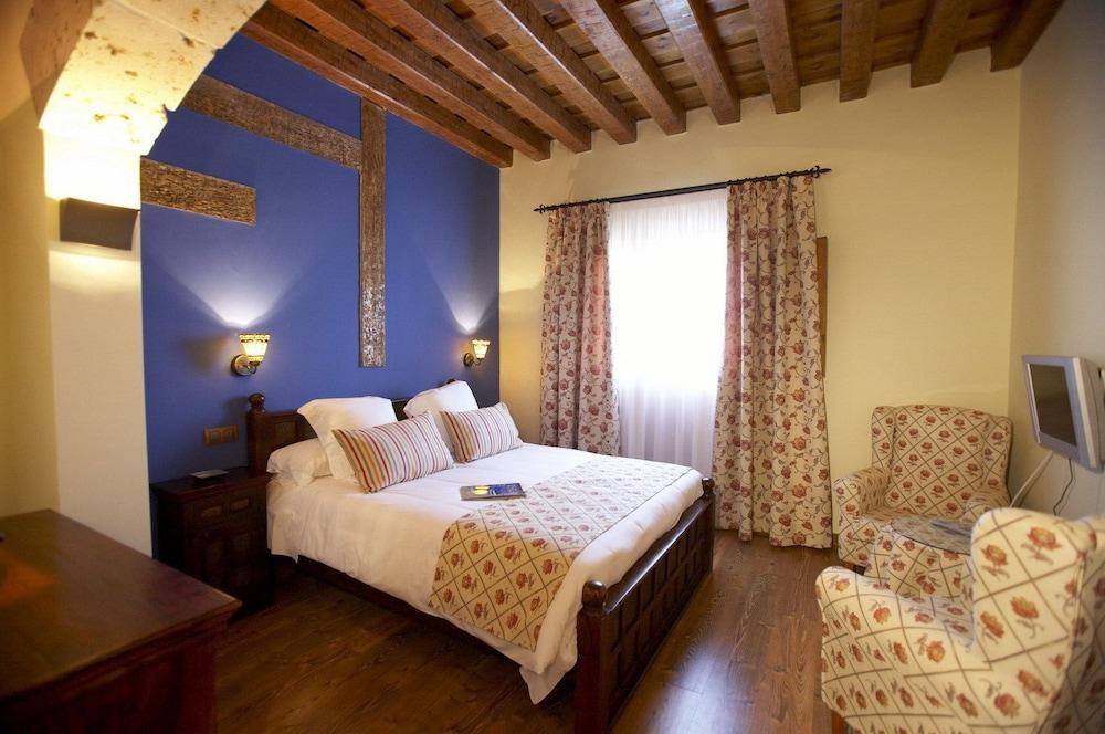 Ibersol La Casona De Andrea Hotel Tiedra Eksteriør billede