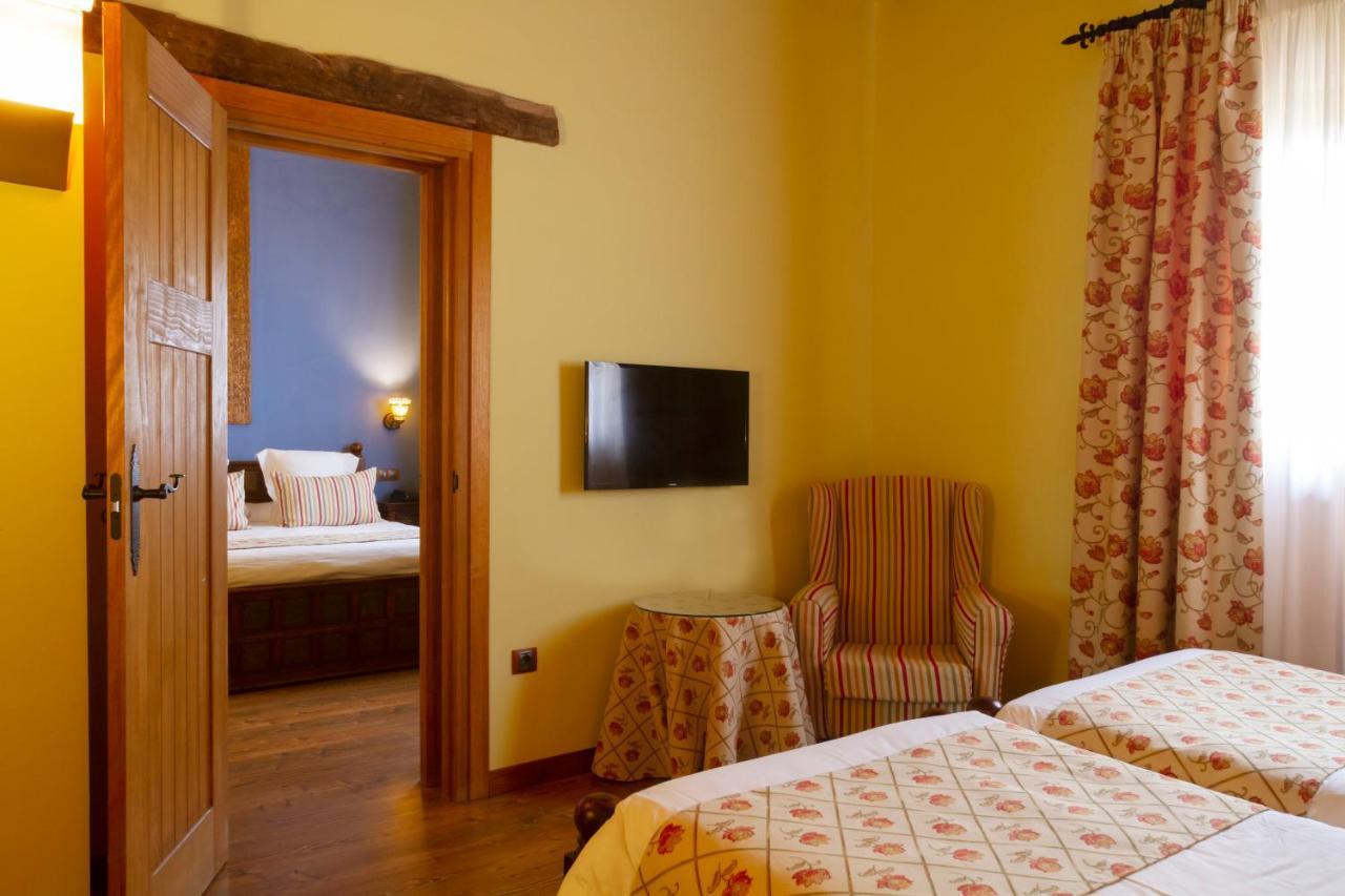 Ibersol La Casona De Andrea Hotel Tiedra Eksteriør billede